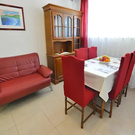Vela - Two Bedroom With Balcony Makarska