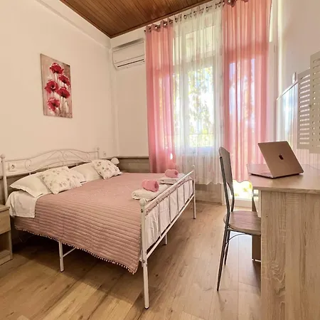 Apartment Vela - Two Bedroom With Balcony Makarska